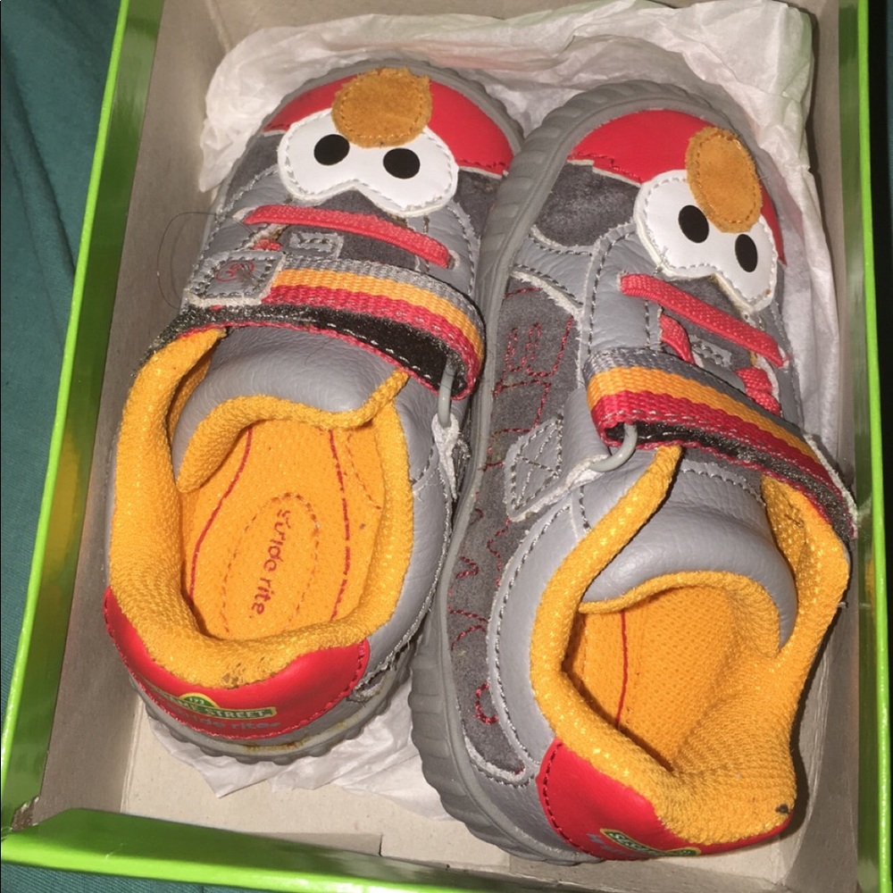 Toddler shoes